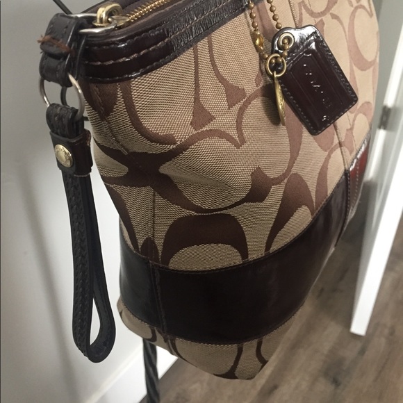 Coach Bag - Picture 2 of 8